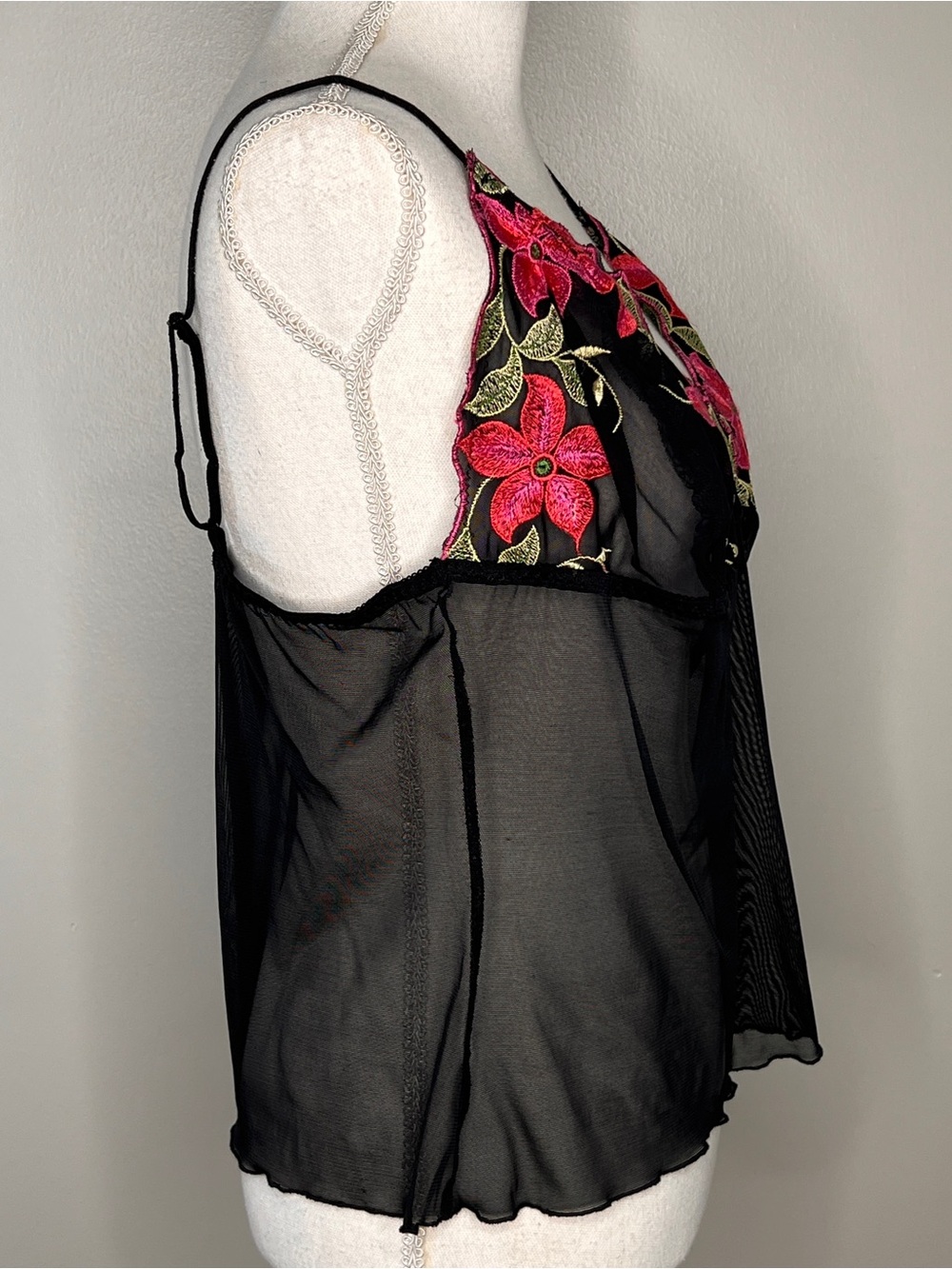 Cacique Black Sheer Embroidered Floral Cami Babydoll Chemise Womens Size 18/20 - Picture 3 of 8